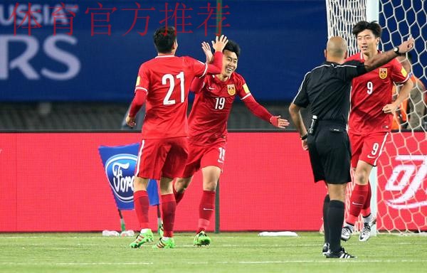 世预赛:姜宁戴帽杨旭建功 国足4-0击败马尔代夫 世预赛:姜宁戴帽杨旭建功 国足4-0击败马尔代夫